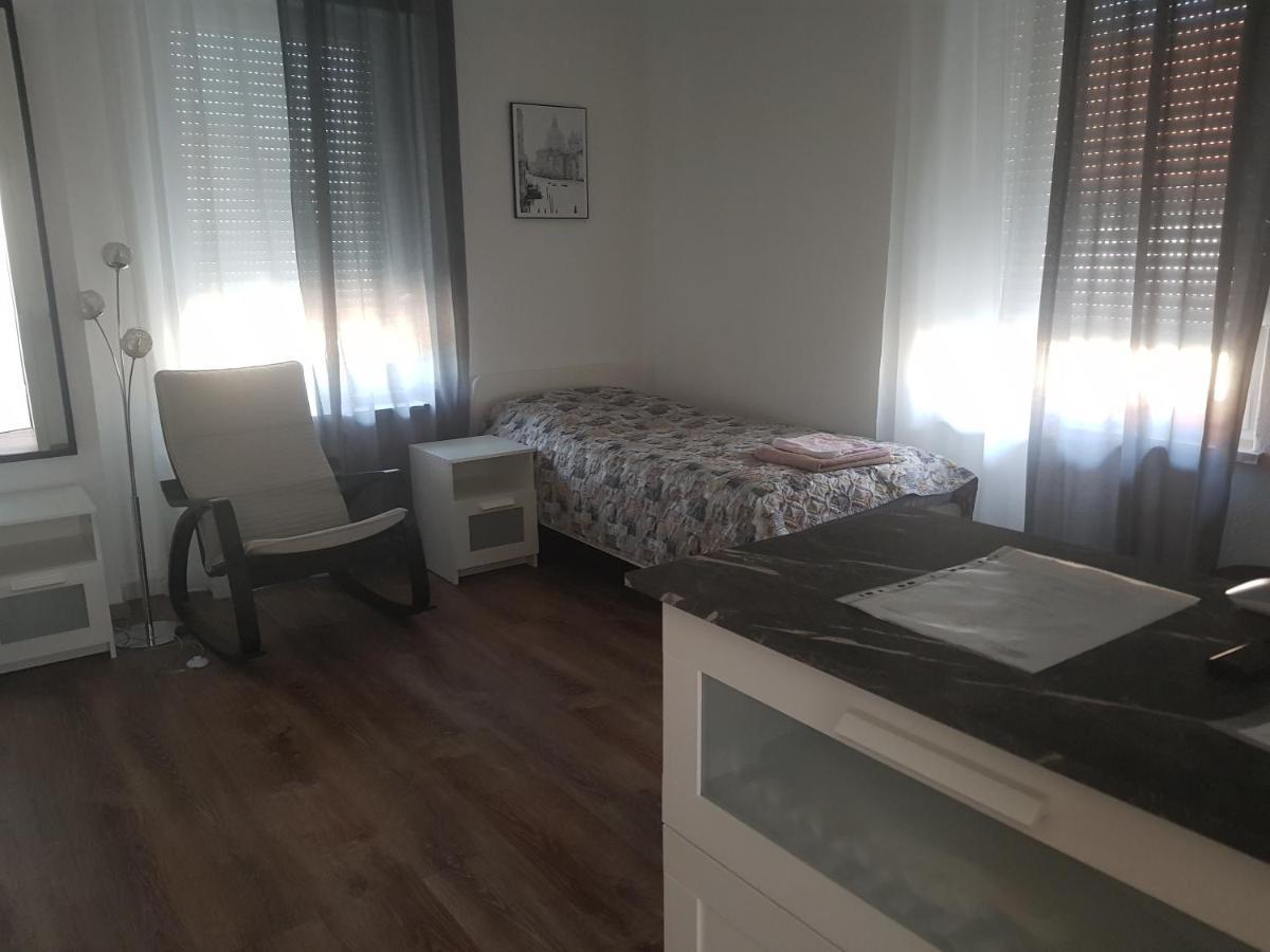 Gaestewohnung Mit Kueche Magdeburg An Der Elbe מראה חיצוני תמונה